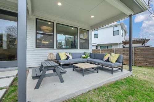 5339 Anita St, Dallas TX 75214-2707 exterior