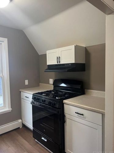 79 Reynolds St, Killingly CT 06239-2959 exterior