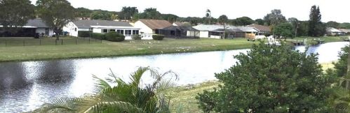 2776 Evergreen Cir, Boynton Beach FL 33426-8657 exterior