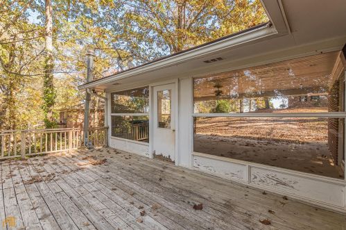 2121 Lavista Cir, Atlanta GA  30354-1503 exterior