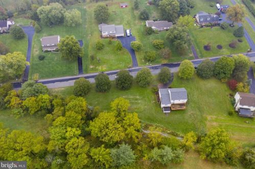 539 Fruit Farm Rd, Limerick PA 19468-3203 exterior