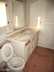 5003 Ashley St, Detroit MI  48236-2237 exterior