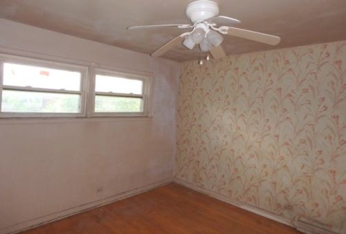 8023 Stewart Ave, Chicago IL 60628-7233 exterior