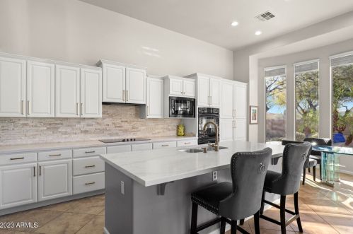 22110 36th St, Phoenix AZ  85050-7392 exterior