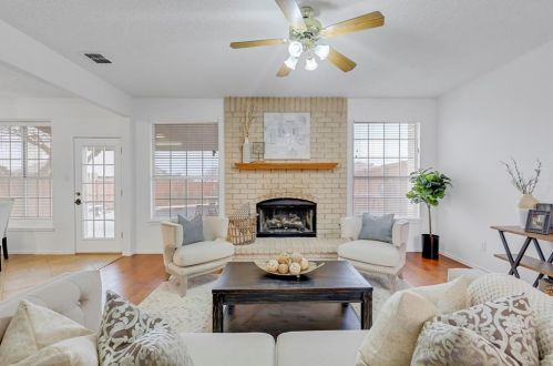 5005 Ridgecrest Dr, Frisco TX 75056-4020 exterior