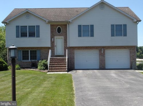 745 Kindig Rd, Littlestown, PA 17340-9167