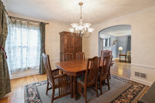 6353 Le Mai Ave, Chicago IL 60712-3013 exterior