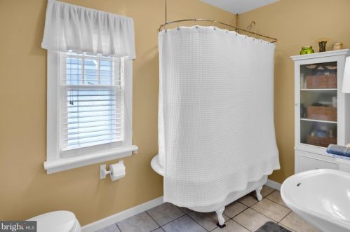 101 5 Ave, Runnemede NJ 08078-1308 exterior