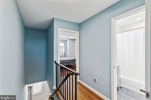 728 Daly St, Philadelphia PA 19148-3306 exterior