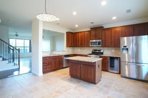 1546 Biltmore Ln, Irving TX  75063-3503 exterior