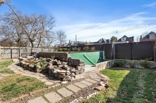 3826 Arsenal St, Saint Louis MO 63116-4803 exterior