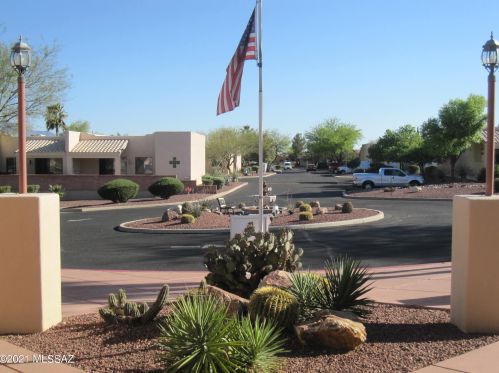 560 Riverdale Ct, Green Valley AZ 85614-3524 exterior