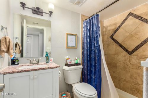 8427 34th Ave, Phoenix AZ  85051-5952 exterior