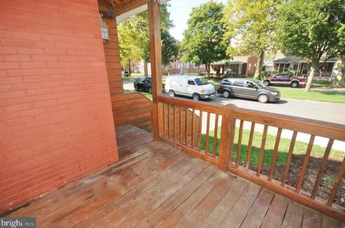 60 Main St, Roebling NJ 08554-1220 exterior