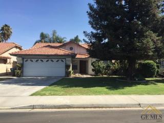 5300 Shadow Stone St, Bakersfield CA  93313-4318 exterior