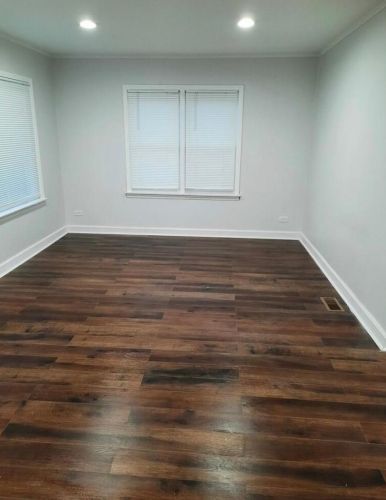 9325 Cregier Ave, Chicago IL  60617-3631 exterior