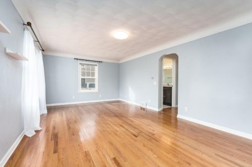 2303 Glendale Blvd, Kalamazoo MI  49004-1759 exterior