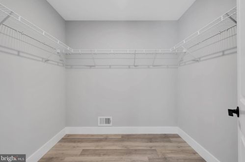 393 Hoover Ave, Berkeley Township NJ 08721-2866 exterior