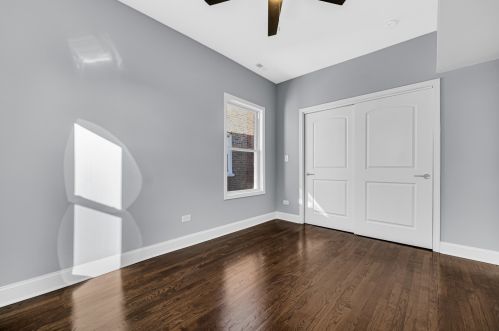 8154 Grn St, Chicago IL 60620-3146 exterior