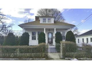 70 Wainwright St, Providence, RI 02908-1405