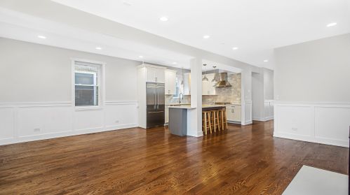 2317 Addison St, Chicago IL 60618-6042 exterior