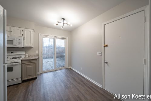 4301 36th St, Grand Rapids MI 49512-1947 exterior