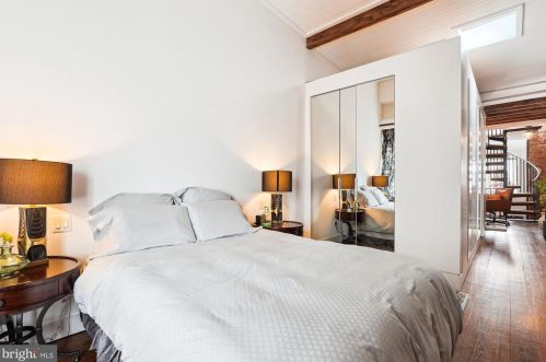 2209 12th Pl, Washington DC  20009-4405 exterior