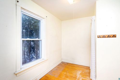 3726 Grand Ave, Duluth MN 55807-2849 exterior