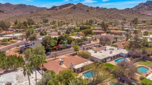 9218 33 Way, Phoenix AZ 85028-4907 exterior