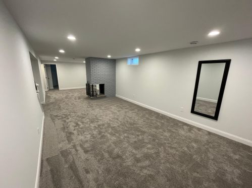 216 Hawes Ave, Saint Paul MN  55126-6232 exterior