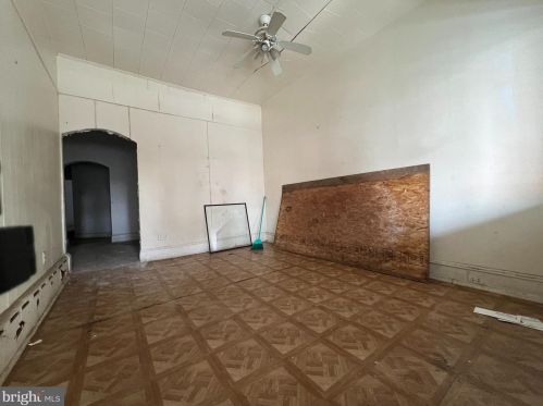 225 51st St, Philadelphia, PA 19139-0015