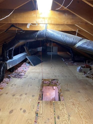 6 Walker Rd, Peabody MA 01960-5421 exterior