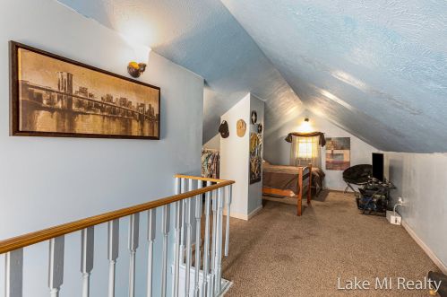 1134 Whiting St, Wyoming MI exterior