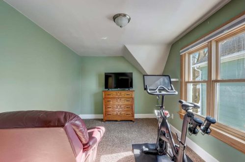 2119 Mound St, Milwaukee WI  53207-1331 exterior