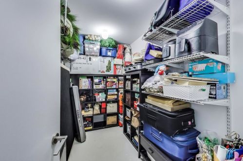 2100 Bingham St, Chicago IL 60647-4033 exterior