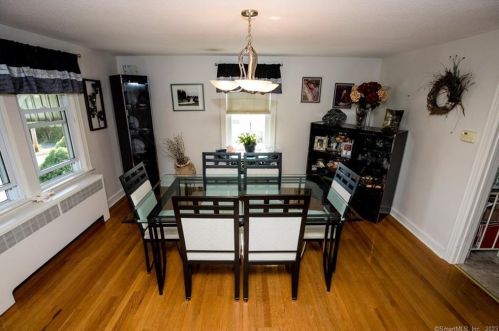 96 Wallace Row, Wallingford CT 06492-3137 exterior