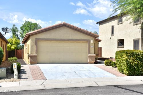 7449 Fair Meadows Loop, Tucson AZ 85756-6151 exterior