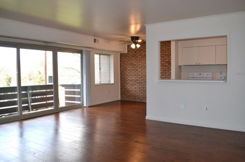 1009 Sanlin Dr, Moon Twp PA  15108-2832 exterior