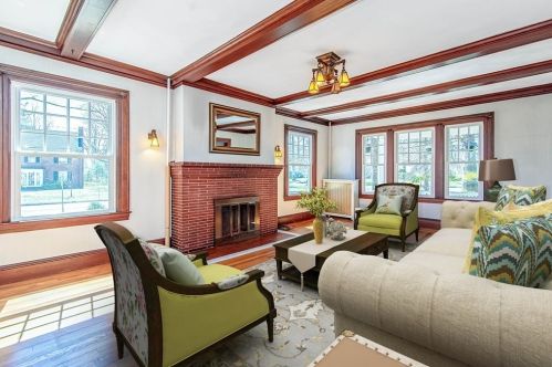 201 Longmeadow St, Springfield MA 01106-1337 exterior