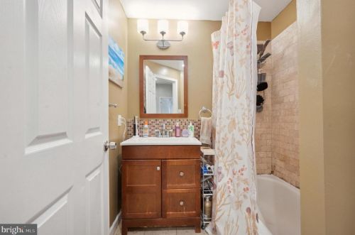 1165 Dorrance St, Philadelphia PA 19146-2911 exterior