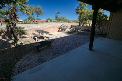 1060 Calle De Pitahaya, Green Valley AZ 85622-4816 exterior