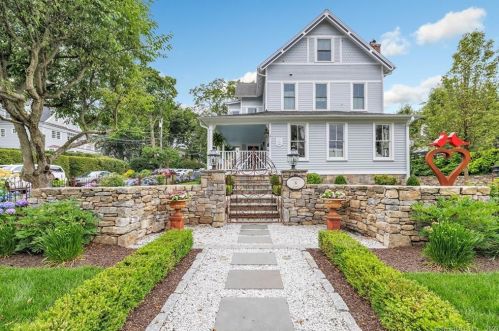 6 Crockett St, Norwalk CT 06853-1611 exterior