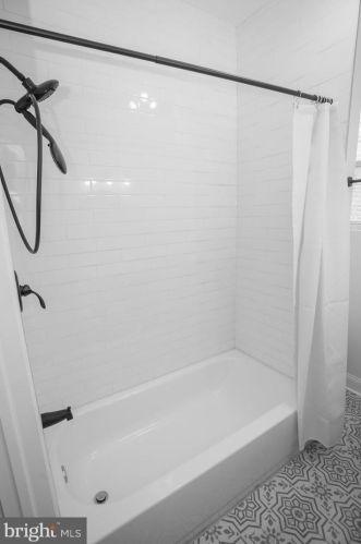 2022 21 St, Philadelphia PA 19145-2722 exterior