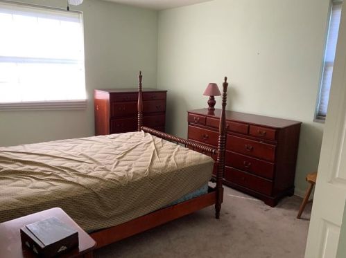 16 Chapel Dr, Pittsburgh PA 15237-2518 exterior