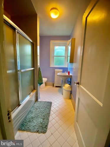 7026 Greene St, Philadelphia PA 19119-3114 exterior