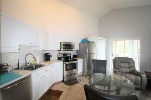 9824 Perfect Dr, Fort Pierce, FL 34986-3031