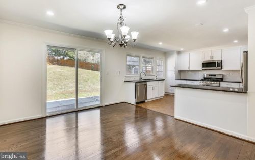 10409 Gainsborough Rd, Rockville MD 20854-2510 exterior