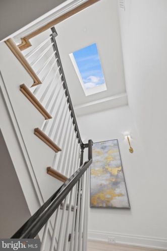 1667 Avon Pl, Washington DC 20007-2959 exterior