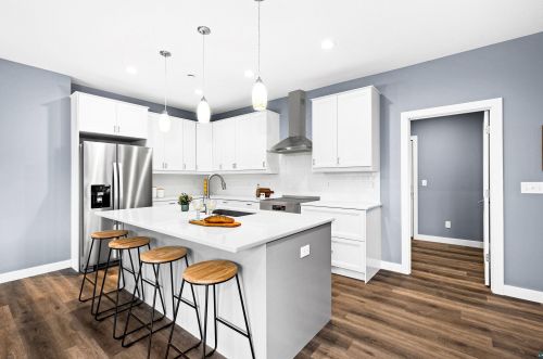 220 Coffee Creek Blvd, Duluth, MN 55811-3512