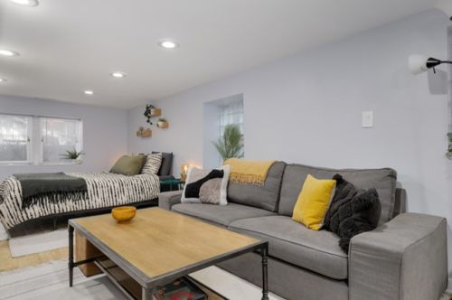 1229 32nd St, Chicago IL  60608-6318 exterior